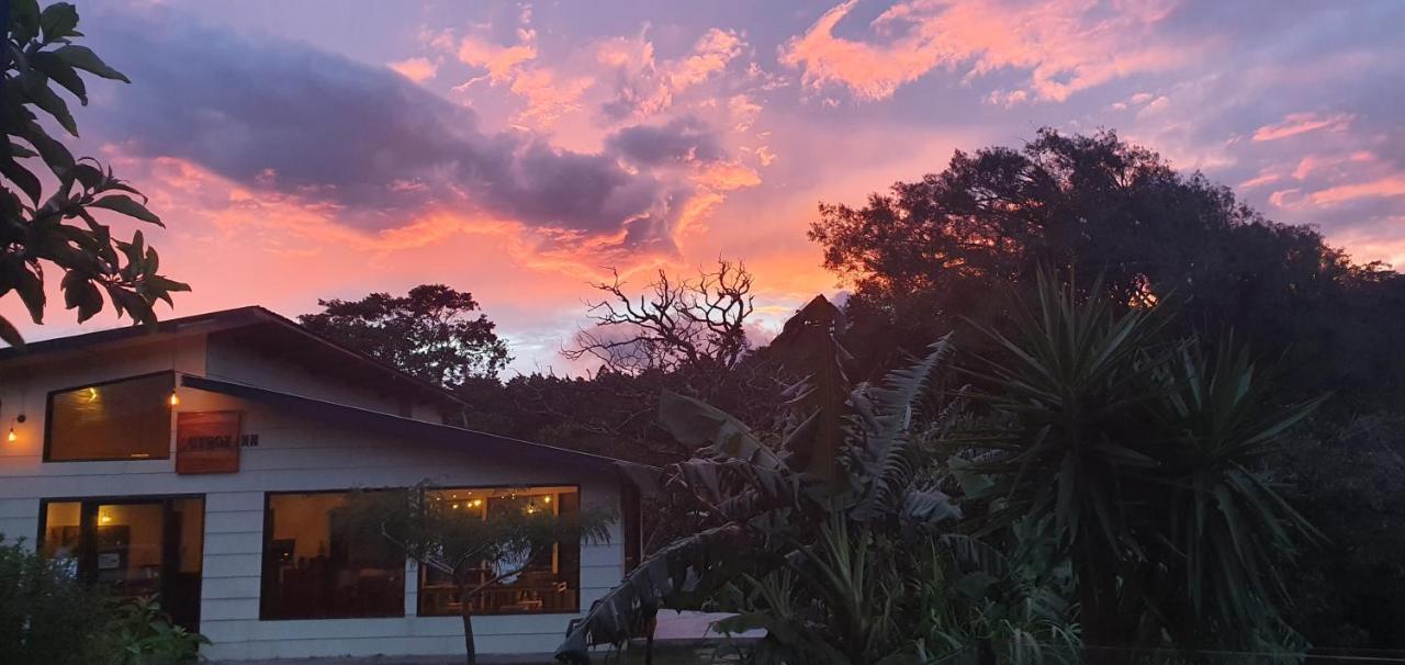 Outbox Inn Monteverde 외부 사진