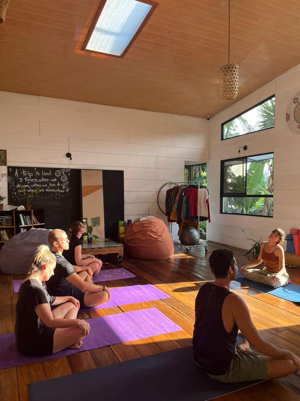 Outbox Inn Monteverde 외부 사진