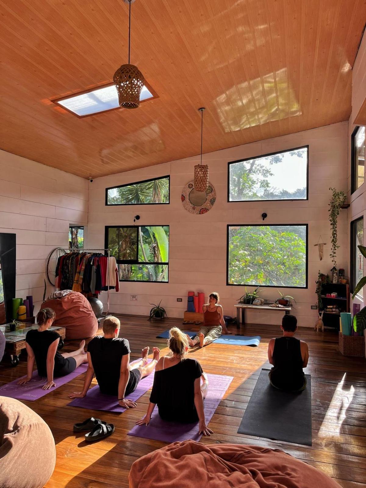 Outbox Inn Monteverde 외부 사진